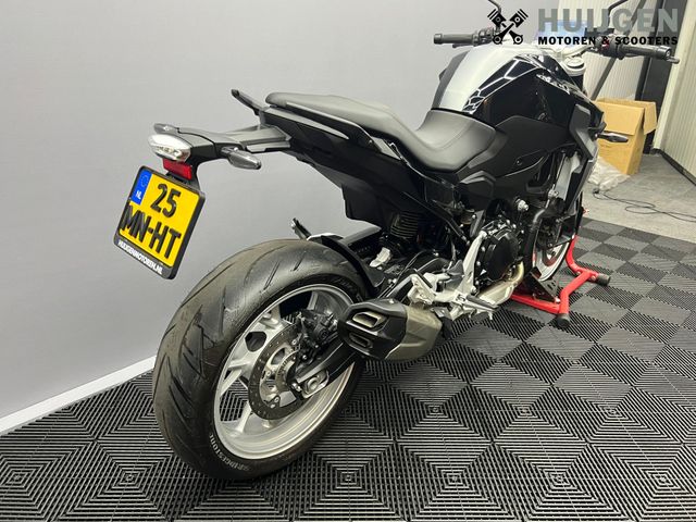 bmw - f-900-r