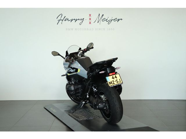 bmw - r-1300-rs