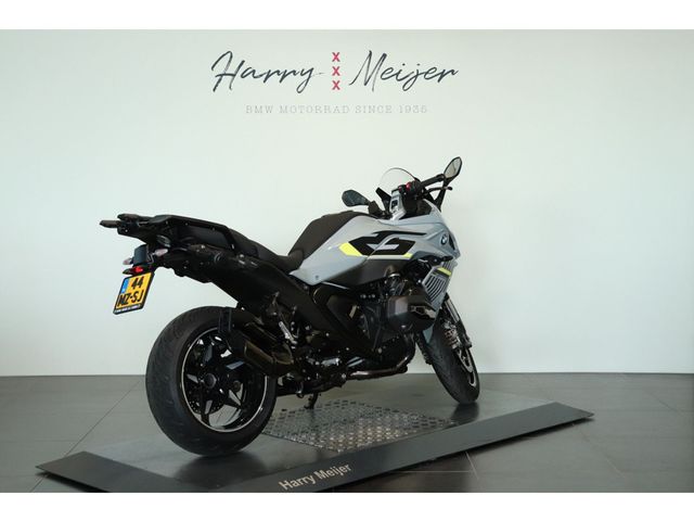 bmw - r-1300-rs