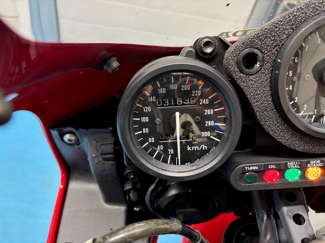 honda - cbr-900-rr-fireblade