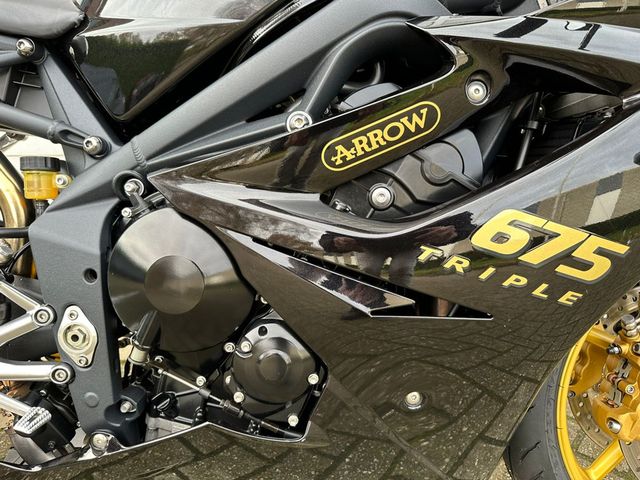 triumph - daytona-675-se