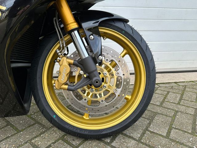 triumph - daytona-675-se