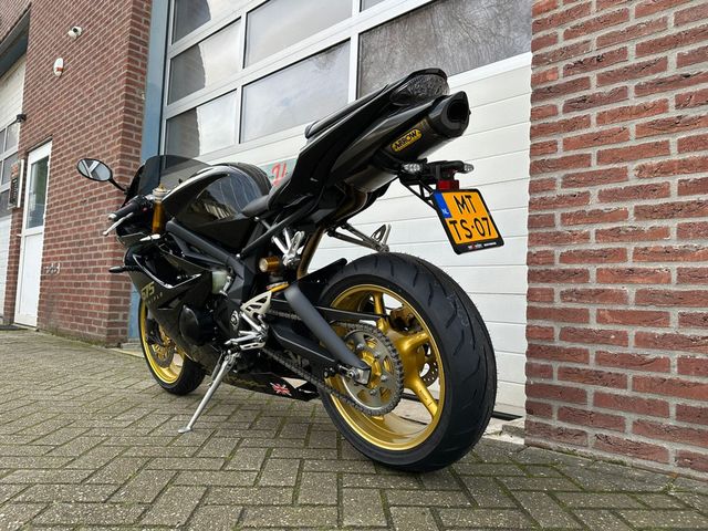 triumph - daytona-675-se