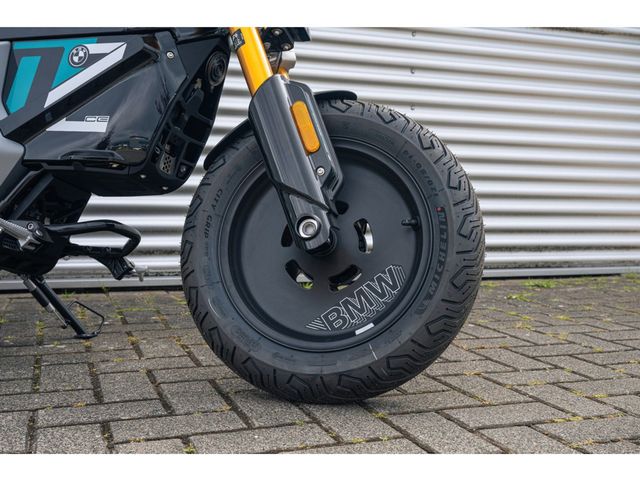 bmw - ce-02