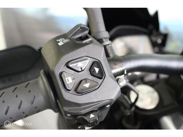 aprilia - tuono-660