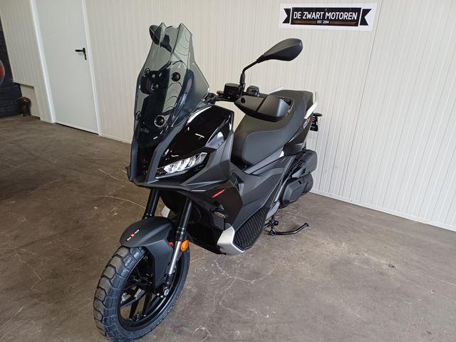 aprilia - sr-gt-400