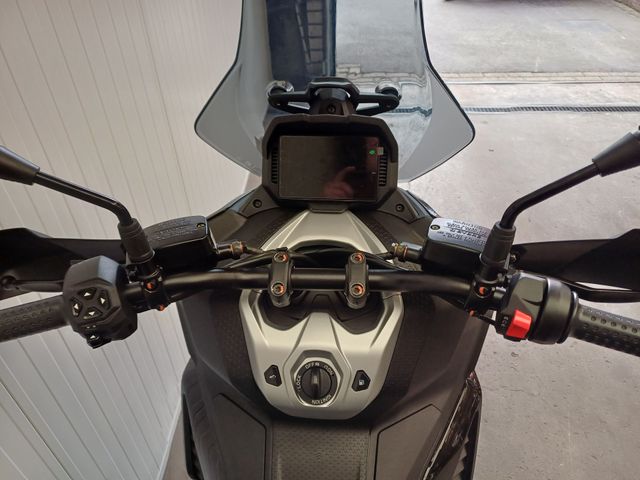 aprilia - sr-gt-400