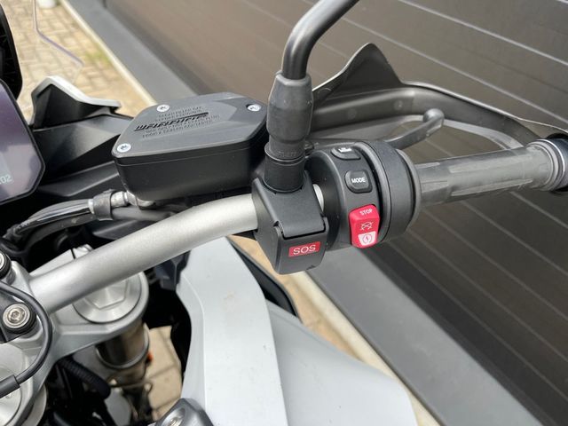 bmw - f-900-xr