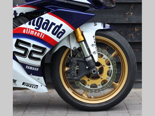 yamaha - yzf-r1