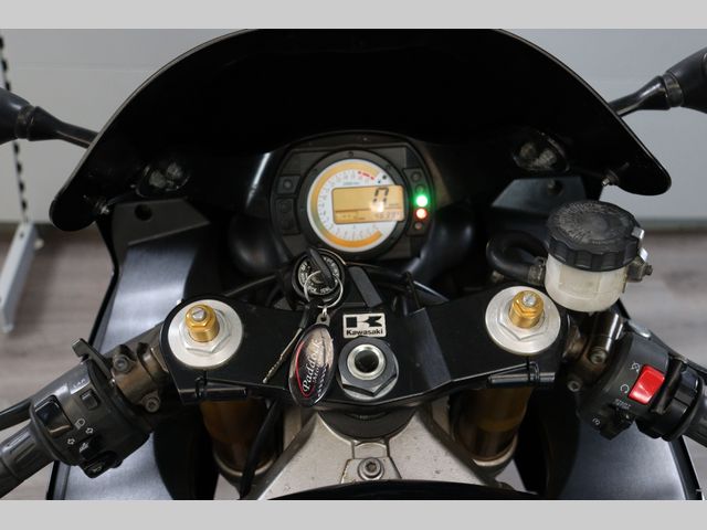 kawasaki - ninja-zx-6r