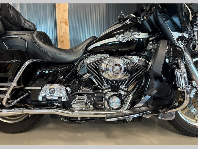 harley-davidson - electra-glide-ultra-classic-flhtcui