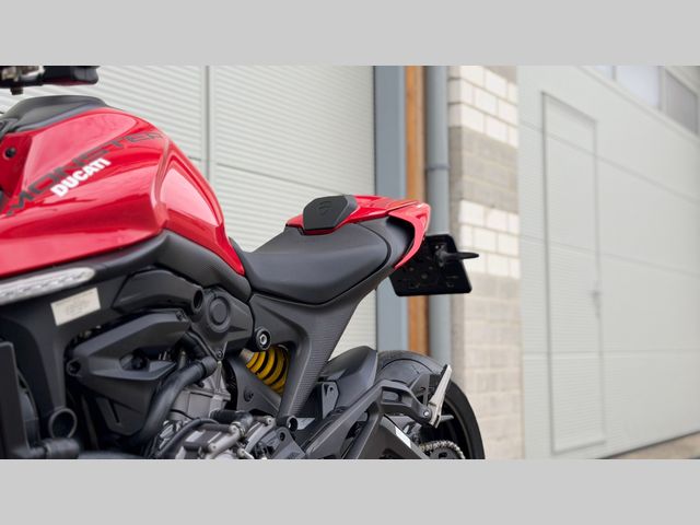 ducati - monster-plus