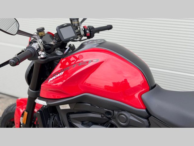 ducati - monster-plus