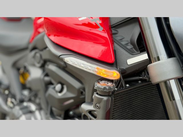 ducati - monster-plus