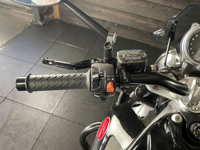 moto-guzzi - griso-1200-8v