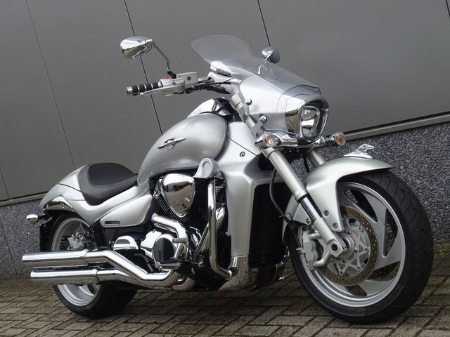 suzuki - m-1800-r-intruder