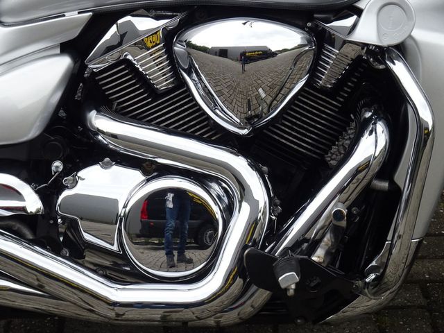 suzuki - m-1800-r-intruder