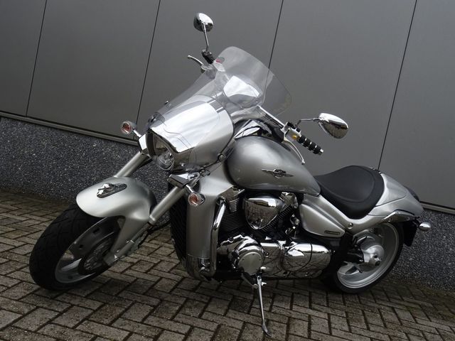 suzuki - m-1800-r-intruder