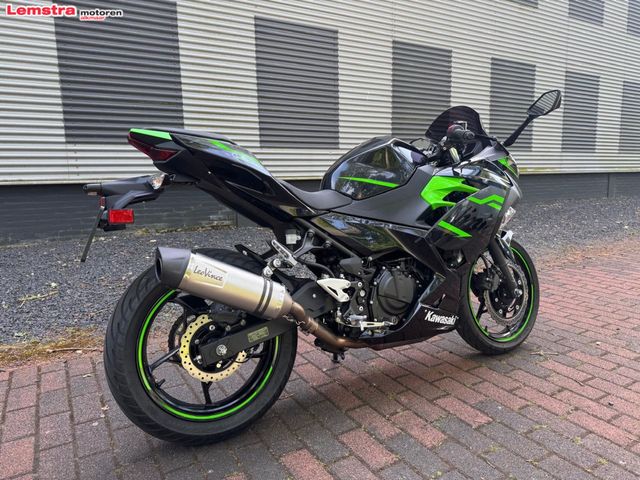 kawasaki - ninja-400