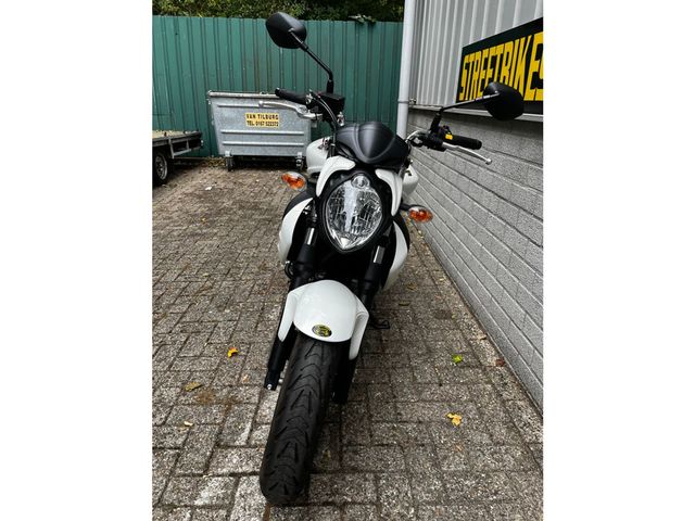 suzuki - gladius