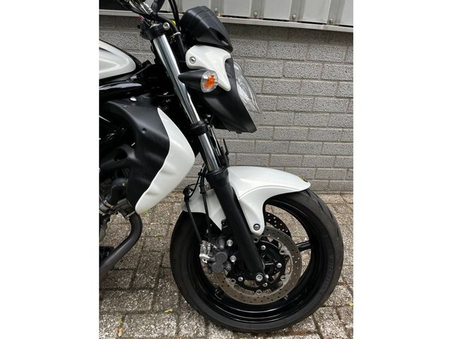 suzuki - gladius