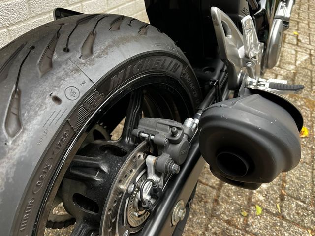 suzuki - gladius