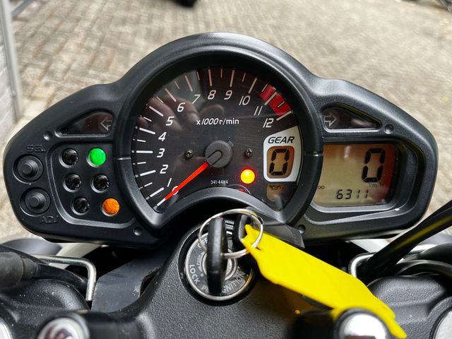 suzuki - gladius