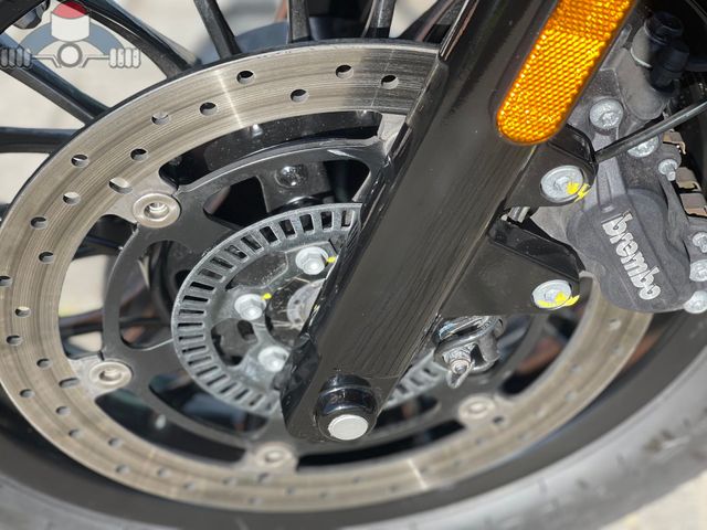 moto-guzzi - v-9-bobber