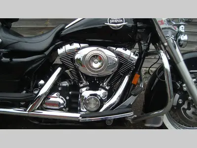 HARLEY-DAVIDSON ROAD KING CLASSIC FLHRC – foto 4