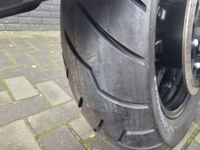 yamaha - xvs-1300-a-midnight-star