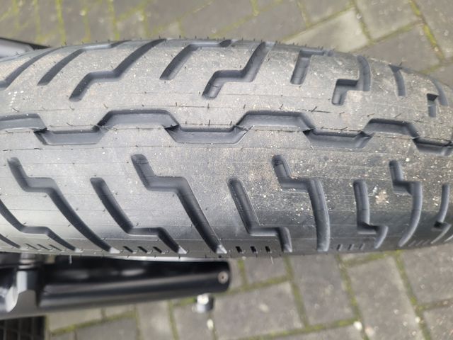 yamaha - xvs-1300-a-midnight-star