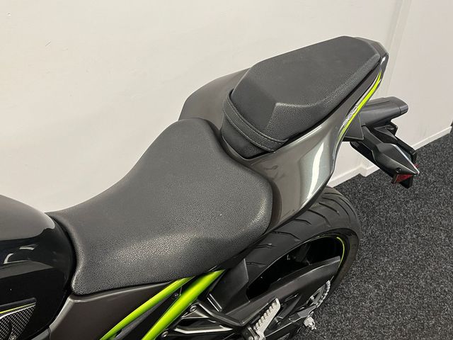 kawasaki - z900