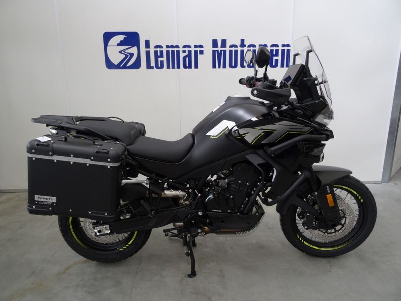 Cfmoto 800 MT Explorer 2026 nieuw