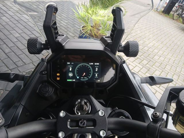 zero - dsr-x-zf-17.3