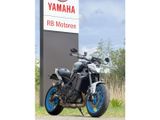 YAMAHA MT 09