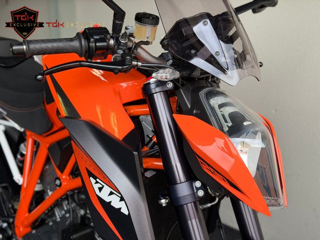 ktm - 1290-super-duke-r