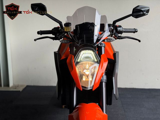 ktm - 1290-super-duke-r