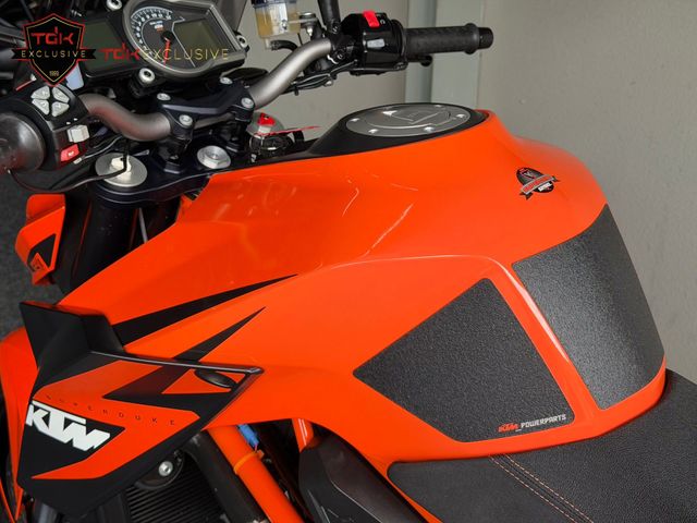 ktm - 1290-super-duke-r