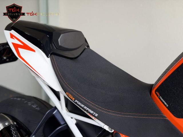 ktm - 1290-super-duke-r