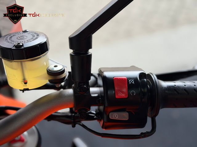 ktm - 1290-super-duke-r