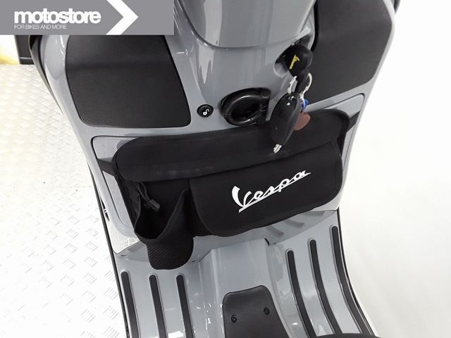 vespa - gts-super-tech-300