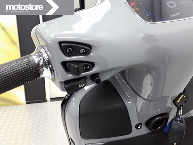 vespa - gts-super-tech-300