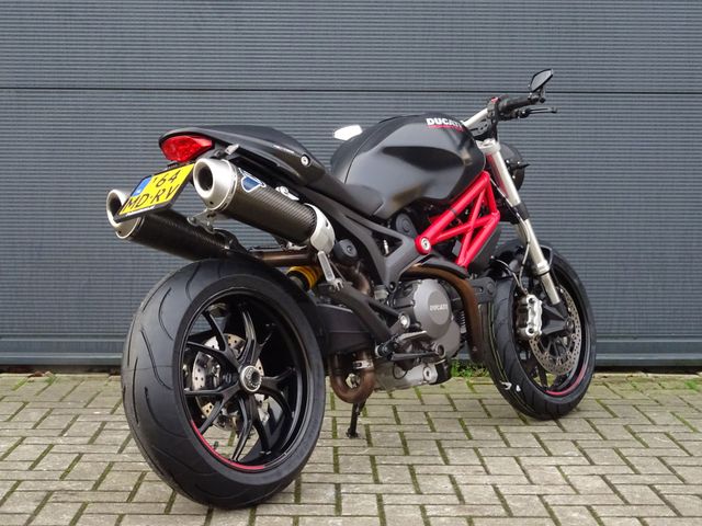 ducati - 796-monster