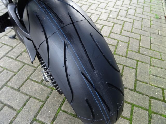 ducati - 796-monster