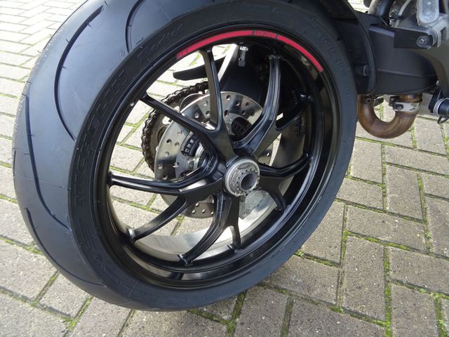 ducati - 796-monster