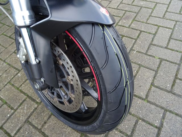 ducati - 796-monster