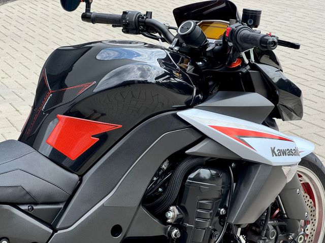 kawasaki - z1000-special-edition