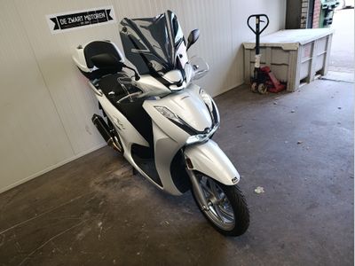 HONDA SH 350I – foto 3