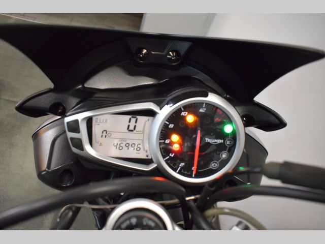 triumph - street-triple-r-abs