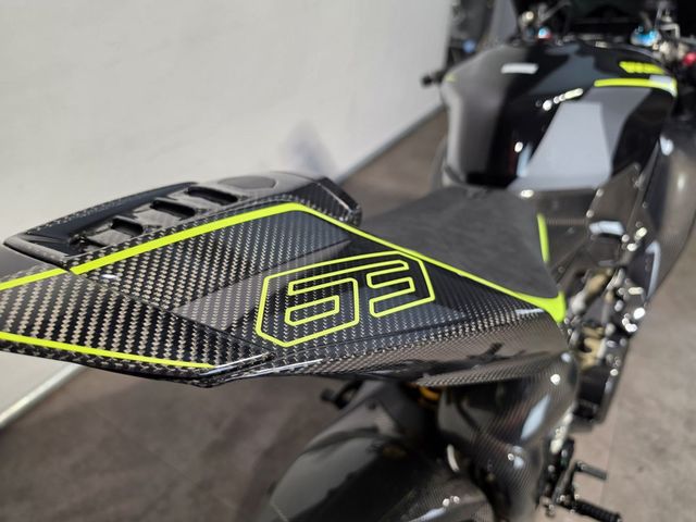 ducati - panigale-v4-lamborghini